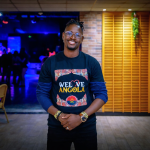 Embaixador nos Emirados Árabes Unidos apela à comunidade angolana que mantenha a calma pese a situação no Médio Oriente