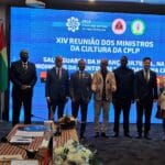 Representante da Embaixada de Angola prestigia outorga da Comenda Maria Quitéria à deputada federal Rogéria Santos em Salvador